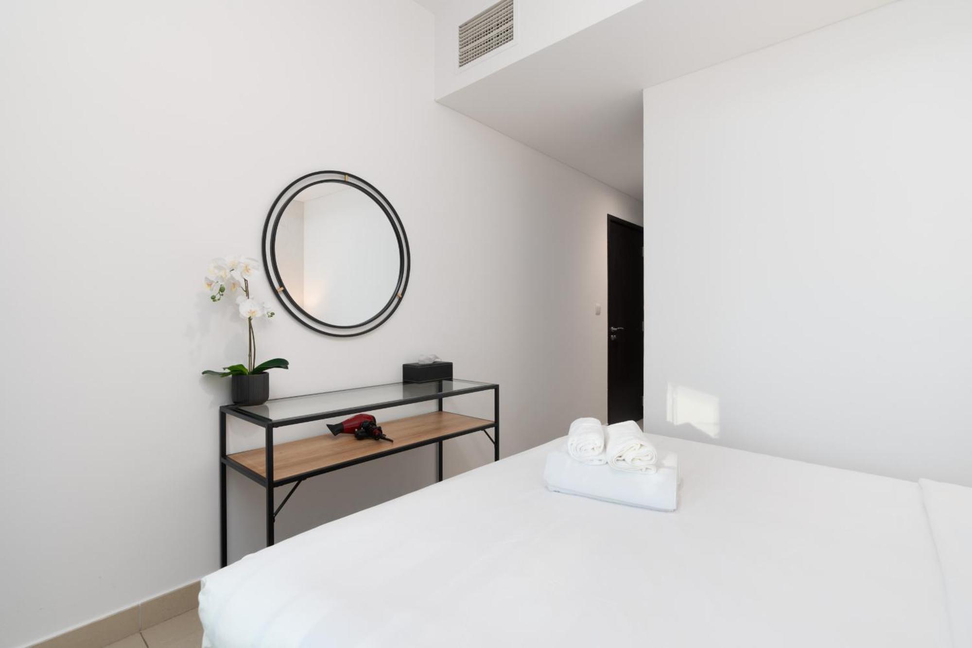 Luxury 2Br Downtown Apt With Burj Khalifa Views Dubai Luaran gambar