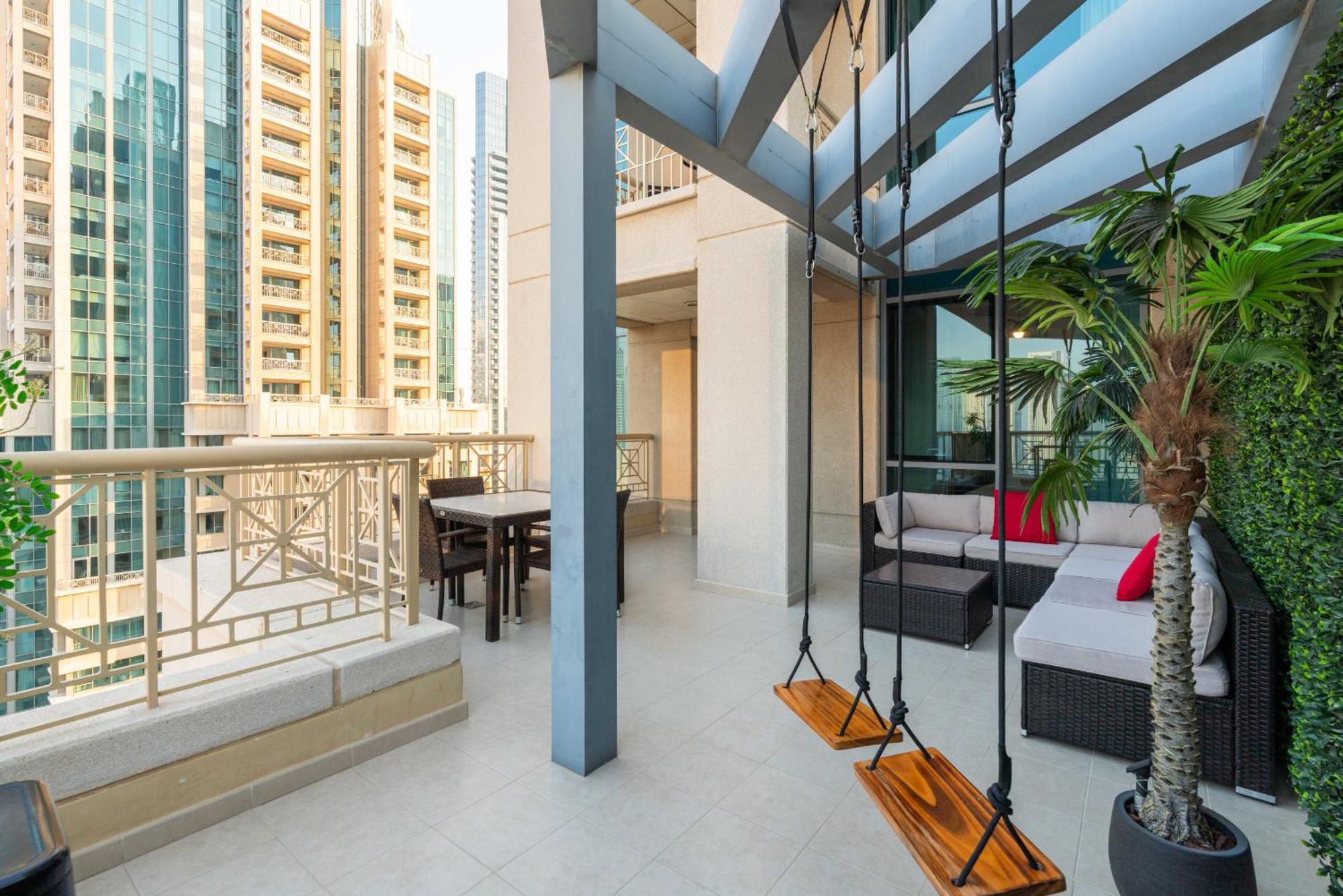 Luxury 2Br Downtown Apt With Burj Khalifa Views Dubai Luaran gambar